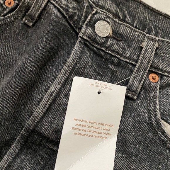 Levi’s 501 Skinny NWT - Picture 2 of 3